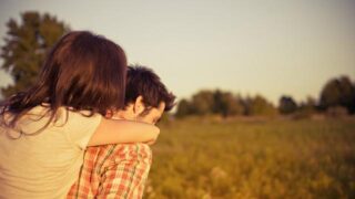 はあちゅうとしみけん離婚理由！子供の顔出しで意見がすれ違い？